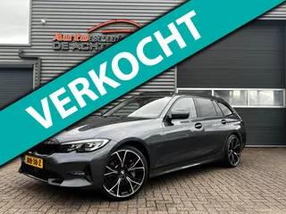 BMW 3-serie Touring 330e | 292PK | Pano | 20'' inch| ACC | Shadowline