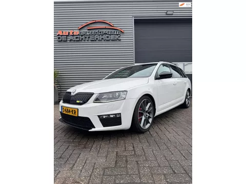 Skoda Octavia Combi 2.0 TSI RS 220PK XENON*NAVI*PDC!!!