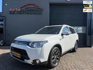 Mitsubishi Outlander 2.0 PHEV Executive Edition Automaat | Navi | Plug in!!
